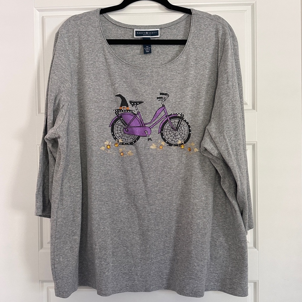 Karen Scott grey top Halloween top